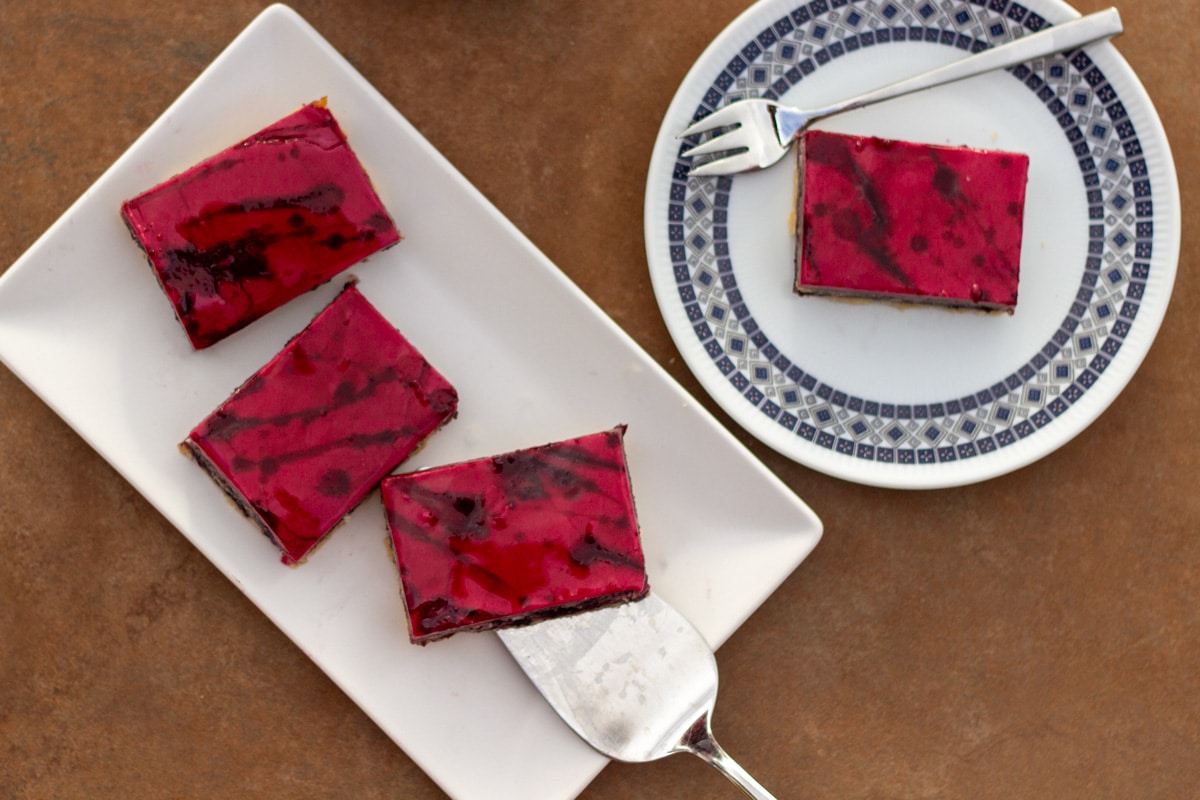 Aroniasnitter med aroniaglasur