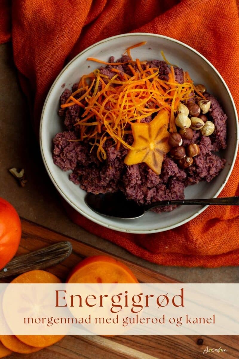 Energigrød pyntet med revet gulerod, appelsinskal, kakifrugt og nødder.